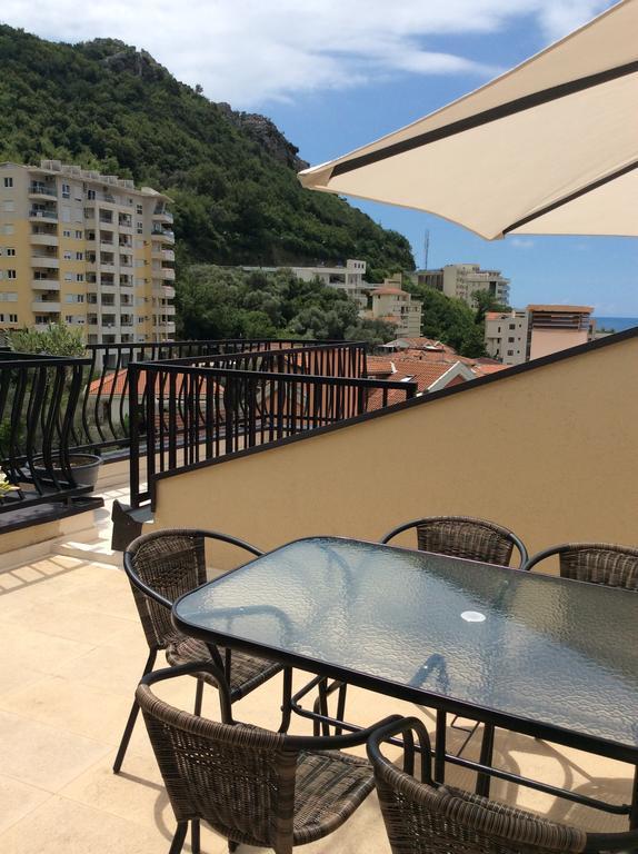 Olive Terrace 3
