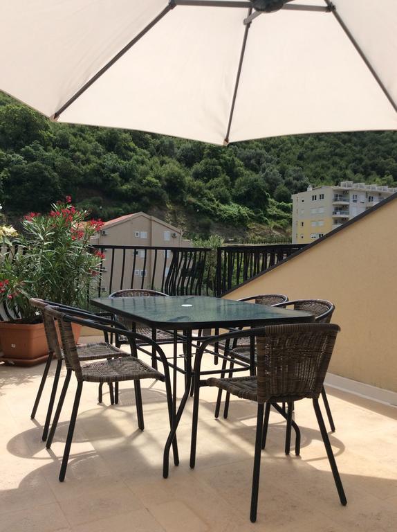 Apartament Olive Terrace 3 *