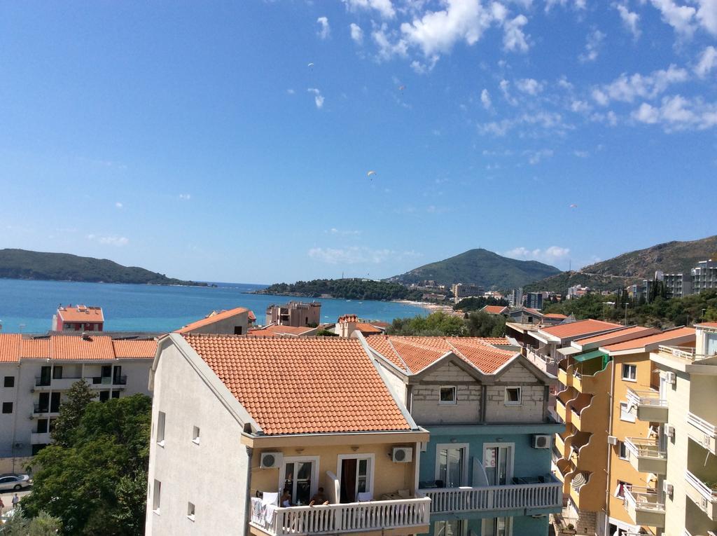 Olive Terrace 3