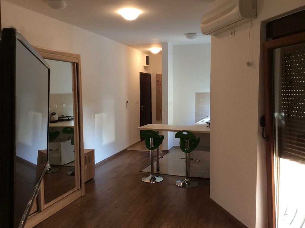 Olive Terrace 3 Budva
