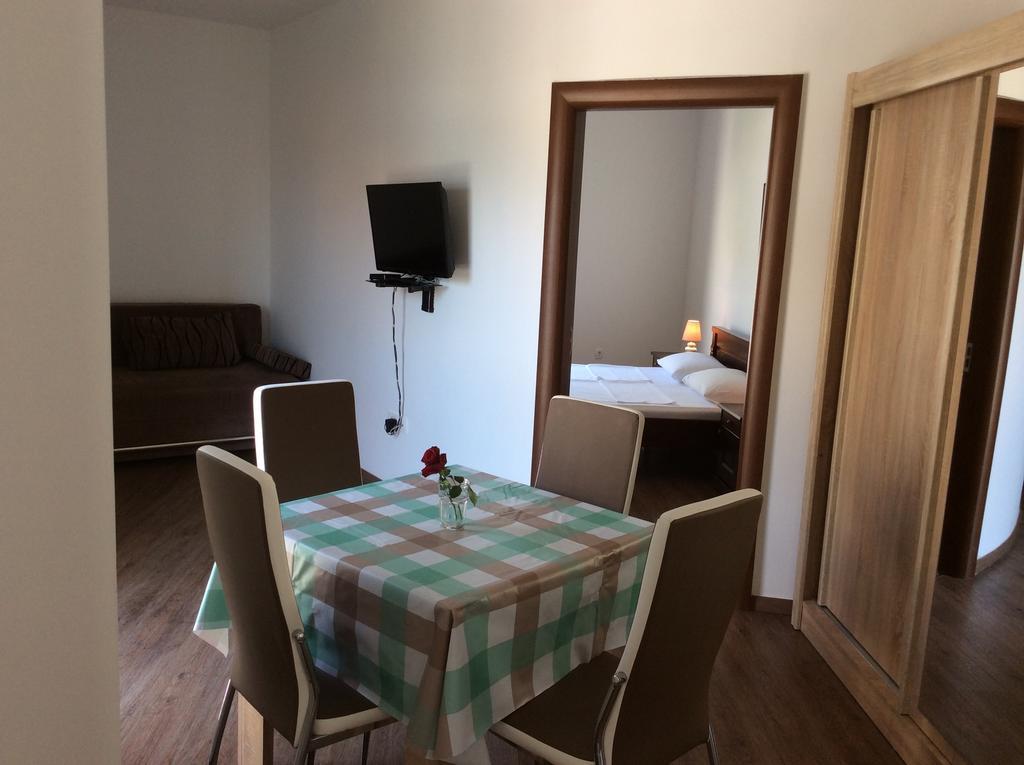 Olive Terrace 3 Apartament