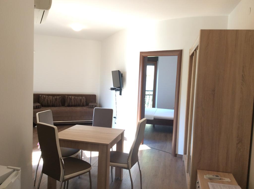 Apartament Olive Terrace 3 *