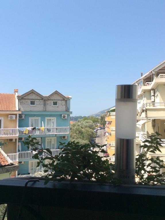 Olive Terrace 3 Apartment *